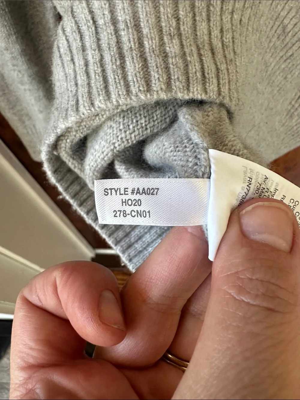 J.Crew Gray Lambswool Blend Raglan Crewneck Knit Sweater Medium AA027